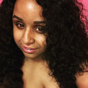 Meet your Posher, Shantia